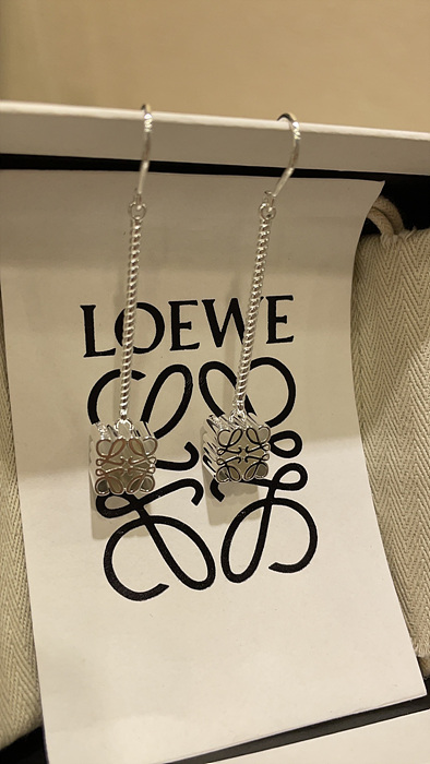 로에베 loewe 귀걸이