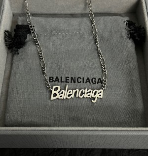 발렌시아가 balenciaga 목걸이